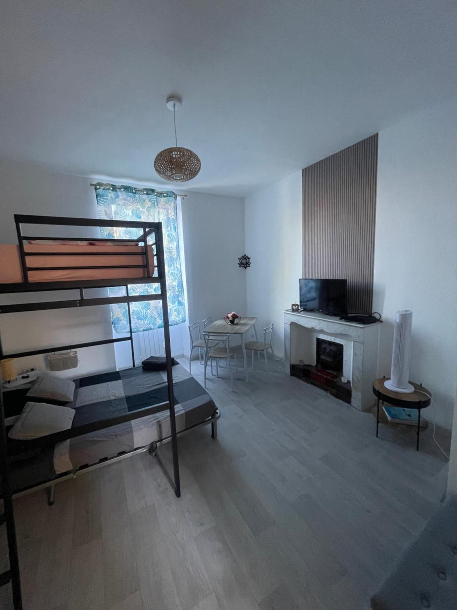 Apartamento Le Petit Saint-Ruf Aviñón Exterior foto
