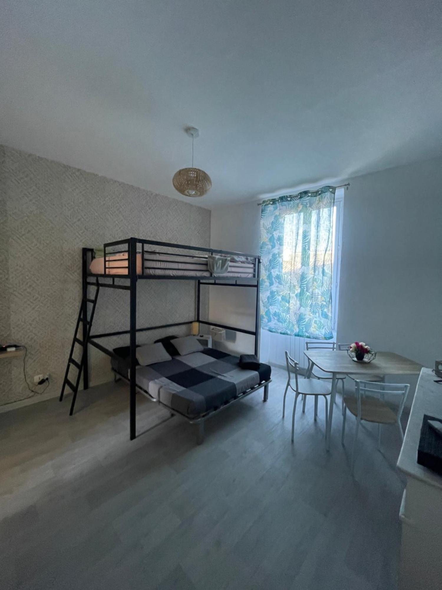 Apartamento Le Petit Saint-Ruf Aviñón Exterior foto